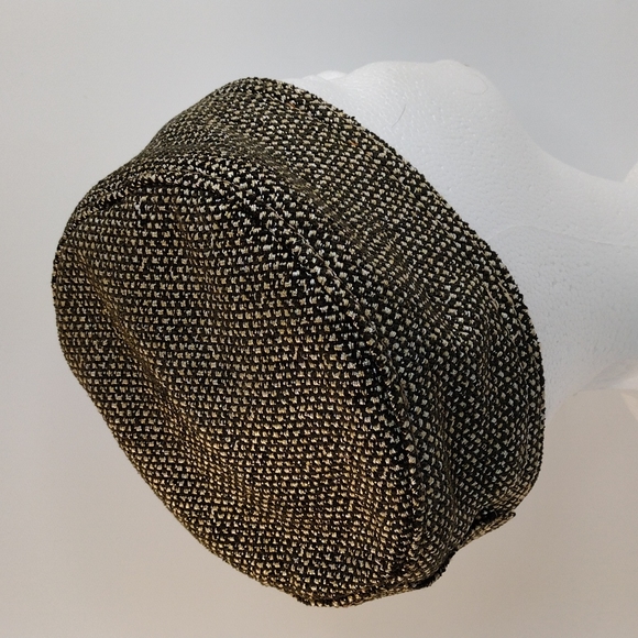 Box hat - Picture 1 of 4